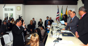 O novo vereador  disse em discurso que Beto Castro tem vários CPF’s, RG’s e títulos de eleitores